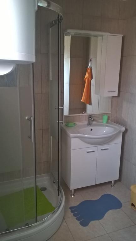 Apartmani Ramljak Марина Экстерьер фото